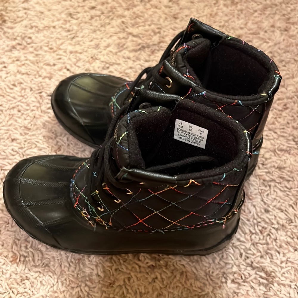 Sperry Port Rainbow girls boots. Size 13. Brand new!